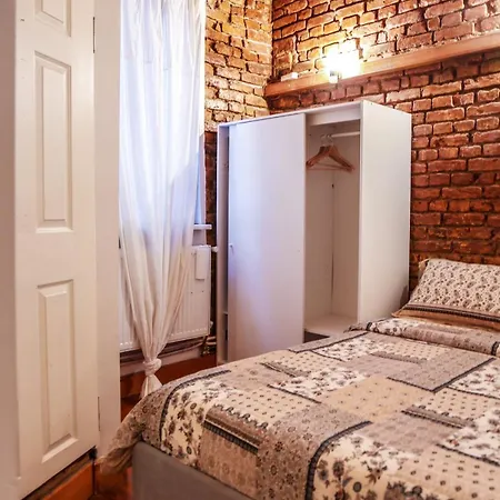 Stylish Apartment, Steps From Istiklal Street * Istanbul